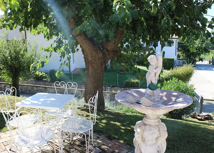 Giuliva Bed & Breakfast 3*